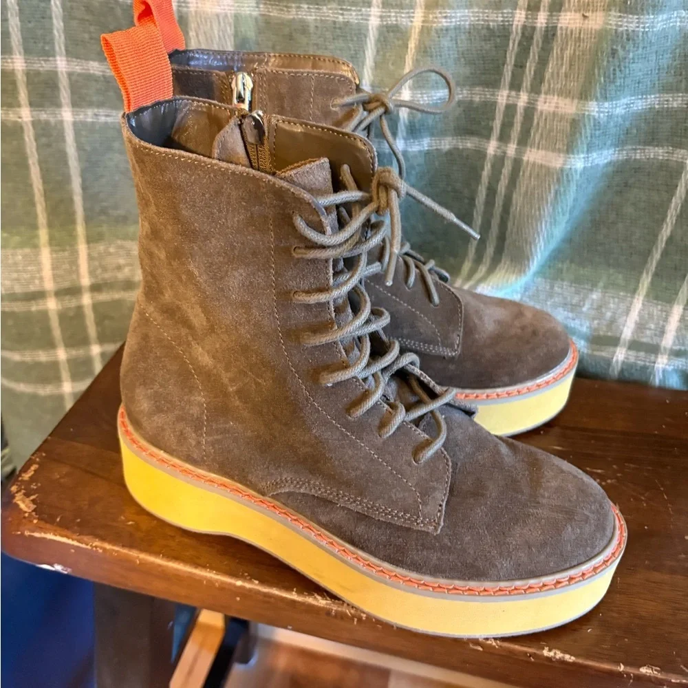Urban Outfitters Gemma Suede platform Lace-Up Boots with Yellow Sole 8